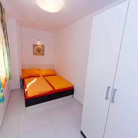 Crikvenica, Vinodol 3